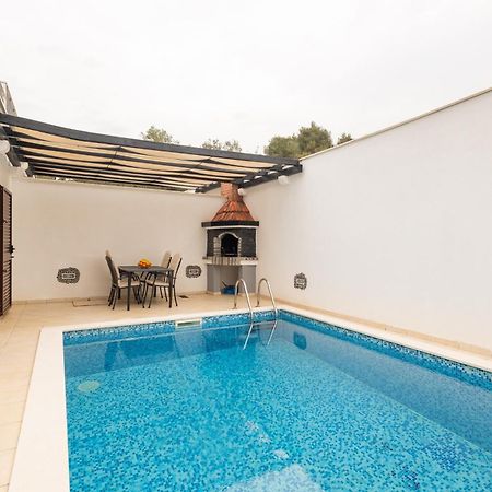 Villa Palanga Trogir Exterior photo